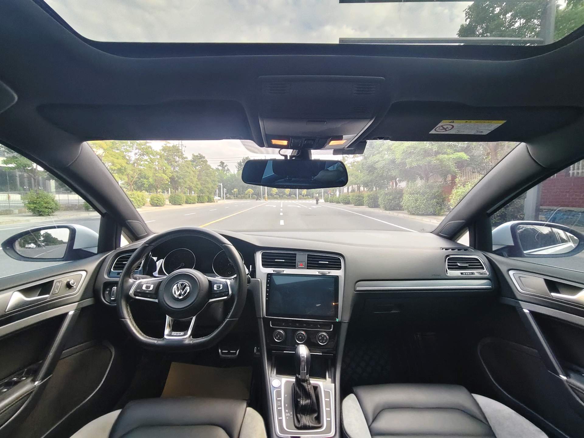 Volkswagen Golf 2017 #10 Volkswagen Golf 2017 car image #10