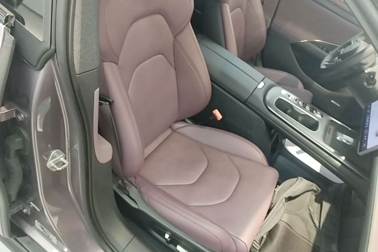 MI SU7 2024 car image #24