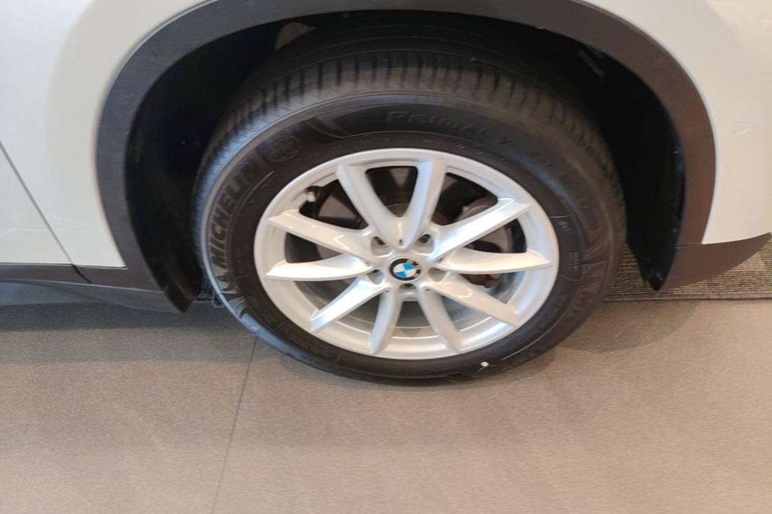 BMW X1 2019 صورة سيارة #9