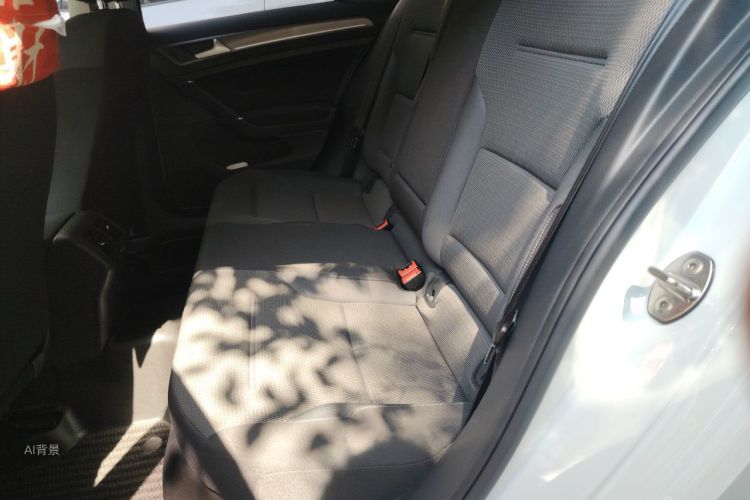 Volkswagen Golf 2016 car image #19