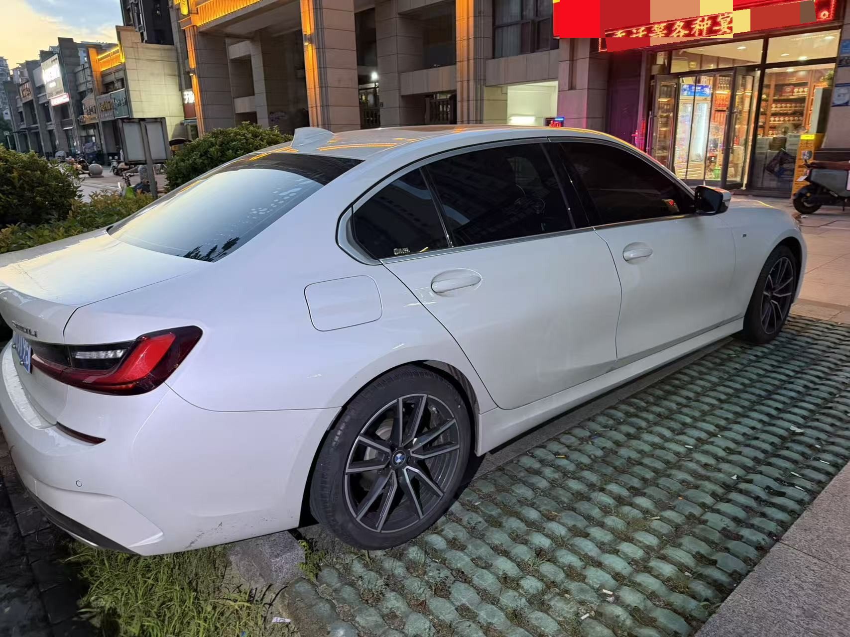 BMW 3 Series 2022 car image #7