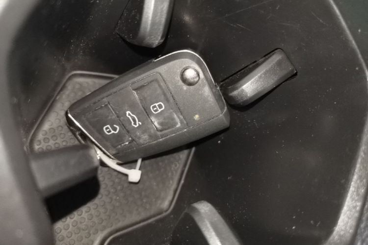 Volkswagen Tharu 2024 car image #9