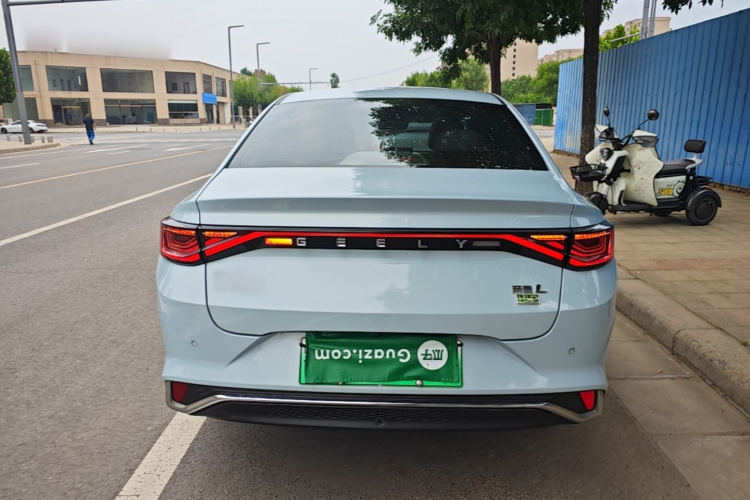 GEELY Emgrand L HiP 2022 car image #6