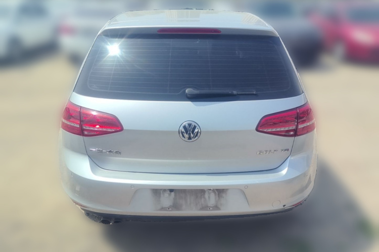 Volkswagen Golf 2015 car image #6