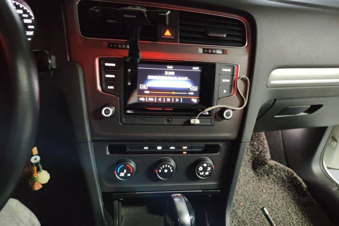 Volkswagen Golf 2016 #26 Volkswagen Golf 2016 car image #26