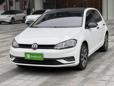Volkswagen Golf 2018 car image 