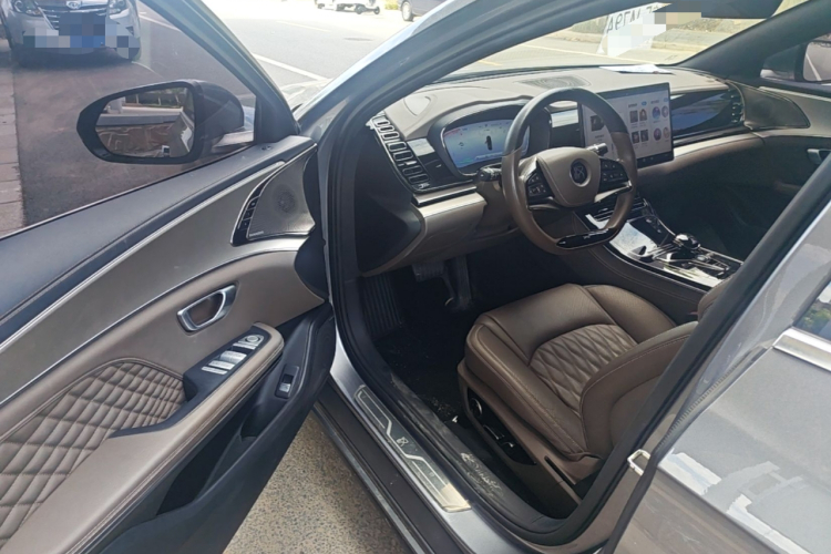 BYD Han 2022 car image #16