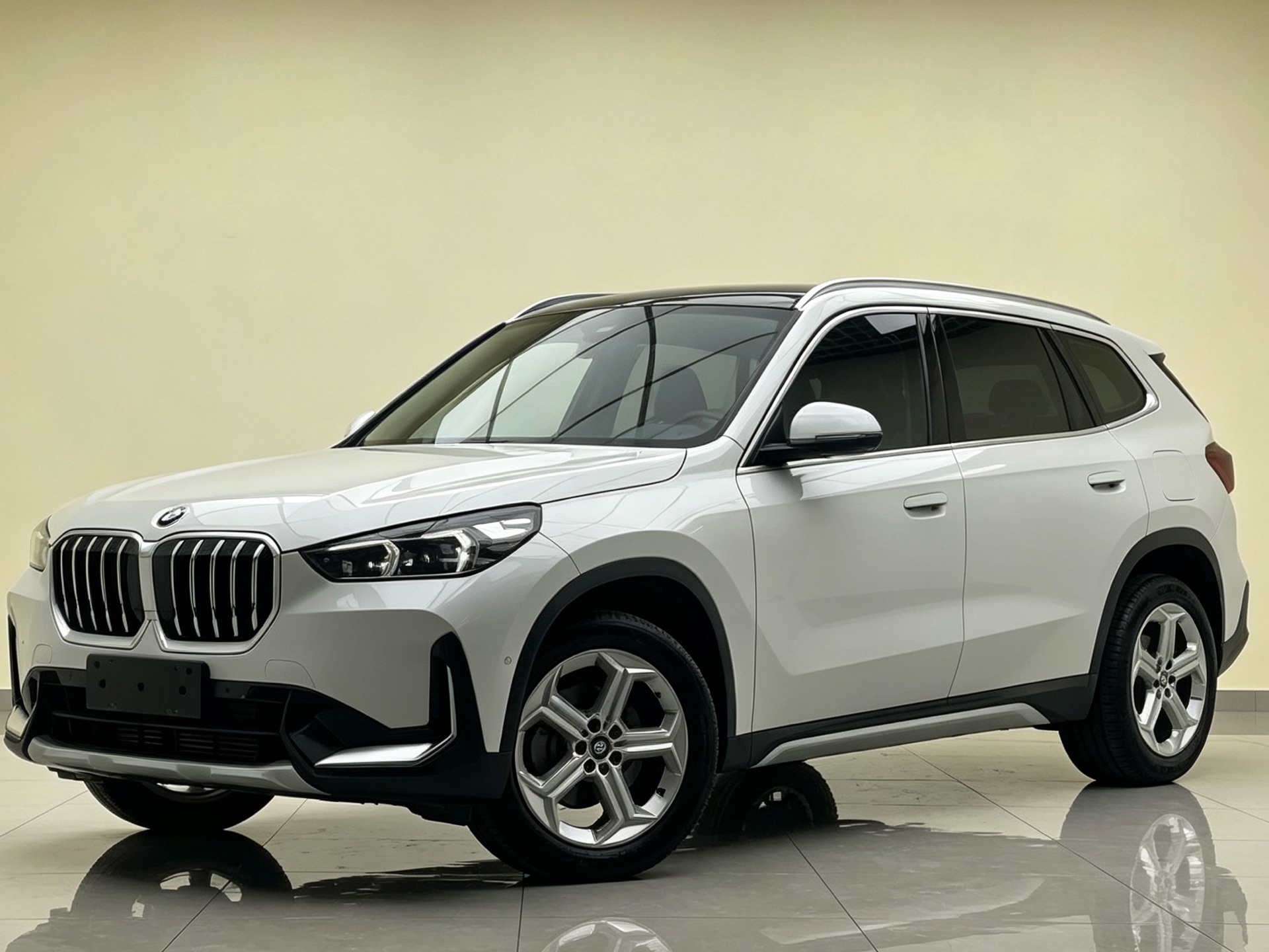 BMW X1 2023 #3 BMW X1 2023 car image #3