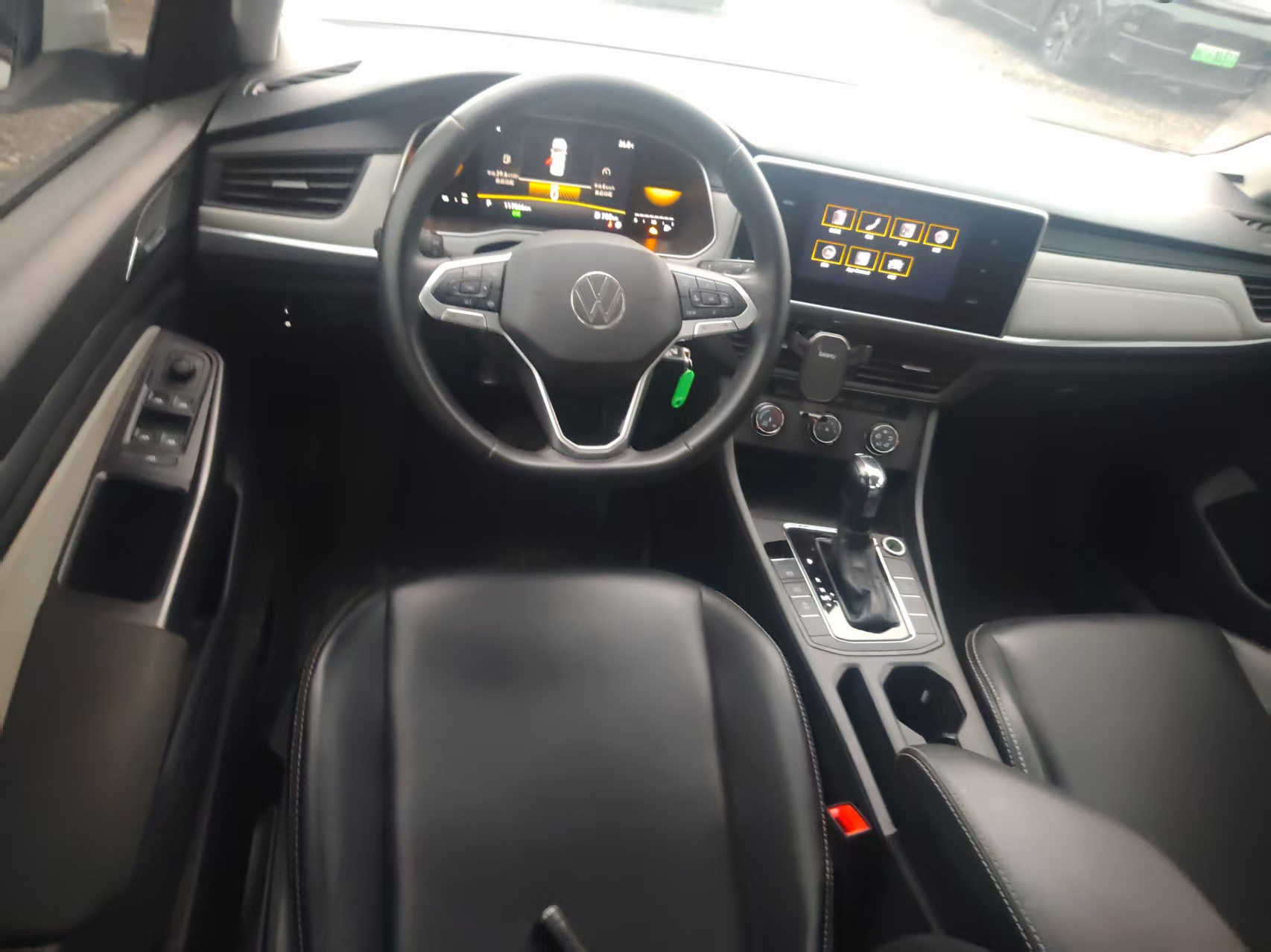 2023 car image #6