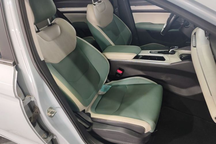 GEELY Emgrand L HiP 2022 car image #24