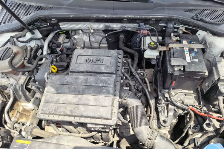 Volkswagen Golf 2019 car image #15