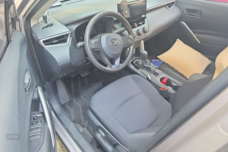 Toyota Corolla Cross 2024 #18 Toyota Corolla Cross 2024 صورة سيارة #18