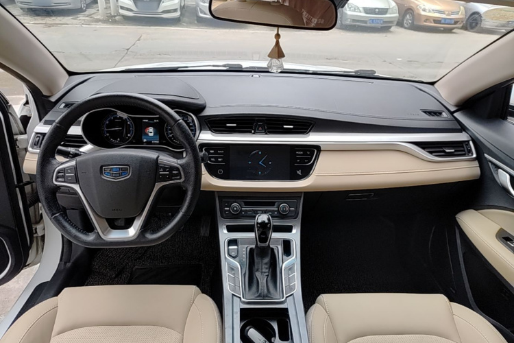 GEELY Emgrand 2018 #10 GEELY Emgrand 2018 car image #10