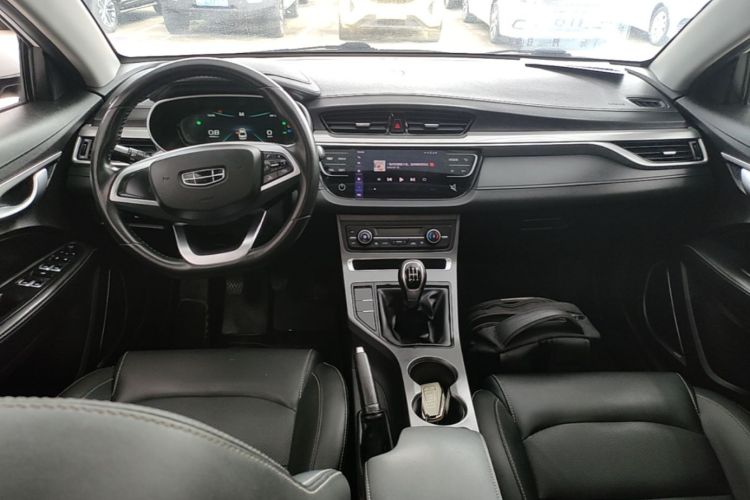 GEELY Emgrand 2021 صورة سيارة #10