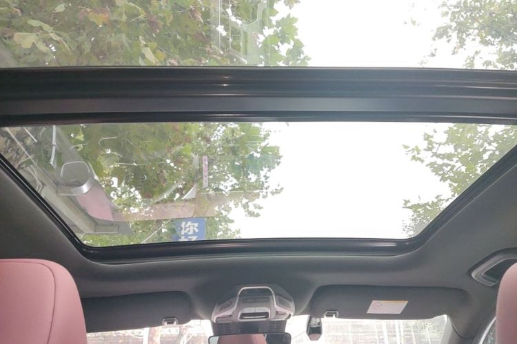 GEELY Coolray 2021 #18 GEELY Coolray 2021 car image #18