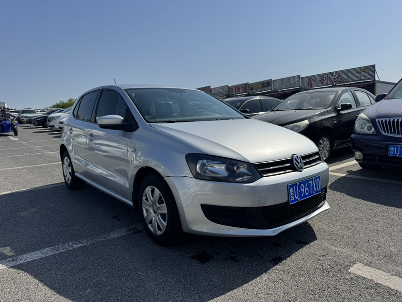 Volkswagen Polo 2013 car image #3