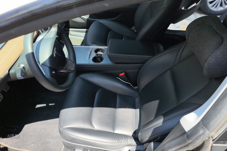 Tesla Model 3 2021 #17 Tesla Model 3 2021 car image #17