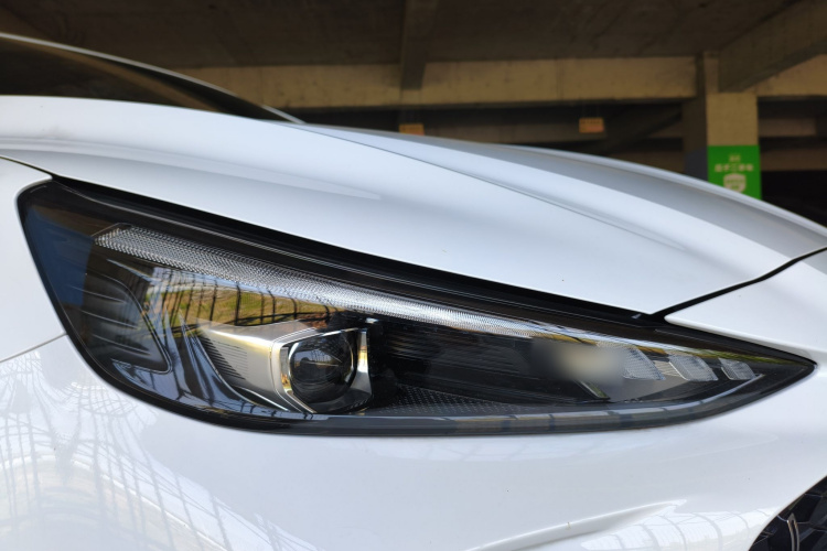 MG 5 2025 image de voiture #8