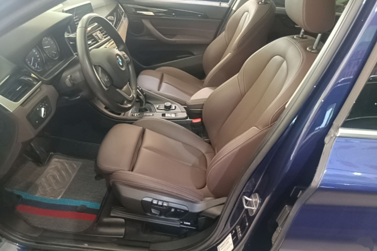 BMW X1 2019 car image #19