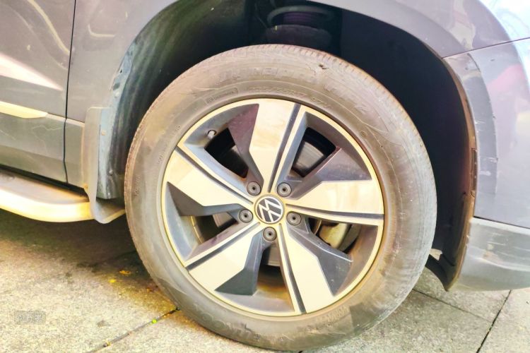 Volkswagen Tharu 2021 immagine di auto #9