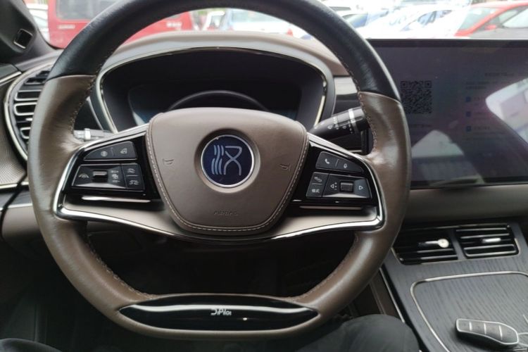 BYD Han 2022 car image #11