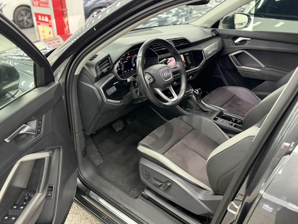 Audi Q3 2023 immagine di auto #16