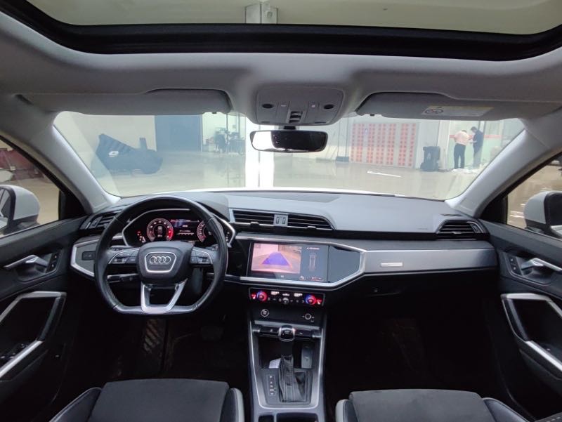 Audi Q3 2022 #8 Audi Q3 2022 car image #8