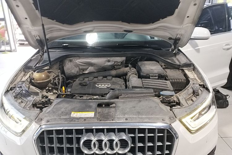 Audi Q3 2015 #20 Audi Q3 2015 car image #20