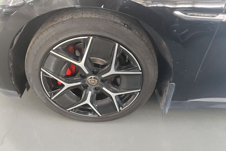 BYD Han 2023 car image #9
