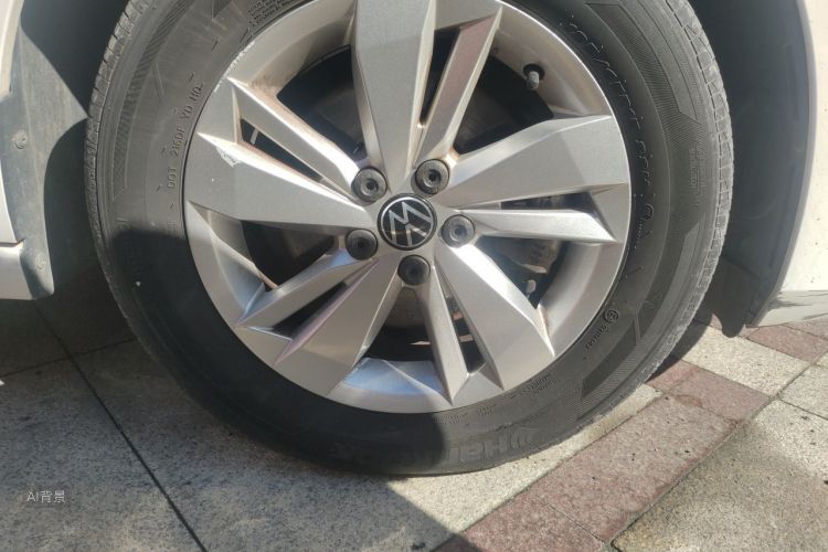 Volkswagen Polo 2021 car image #9