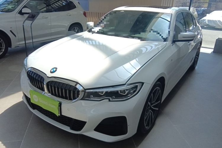 BMW 3 Series 2022 #2 BMW 3 Series 2022 car image #2