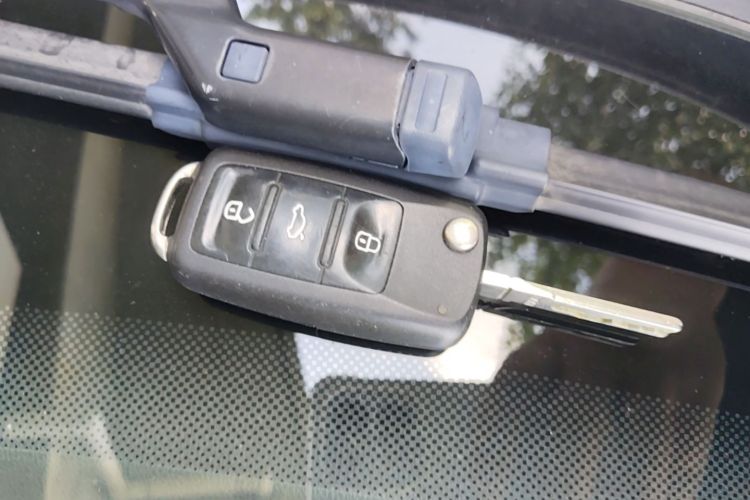 Volkswagen Santana 2016 car image #14