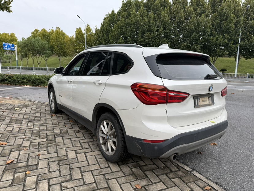BMW X1 2017 #7 BMW X1 2017 immagine di auto #7