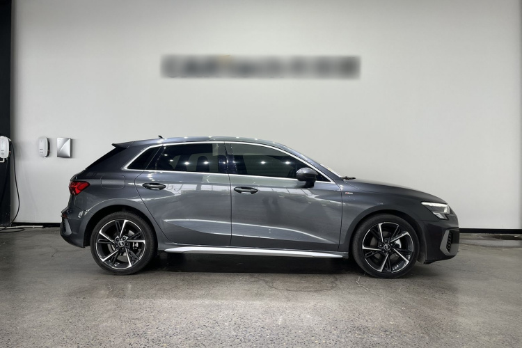 Audi A3 2024 car image #5