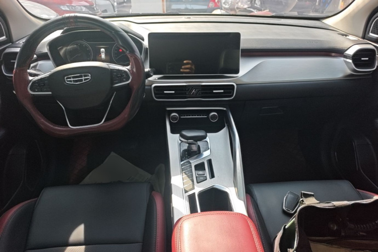GEELY Coolray 2022 imagen de coche #10