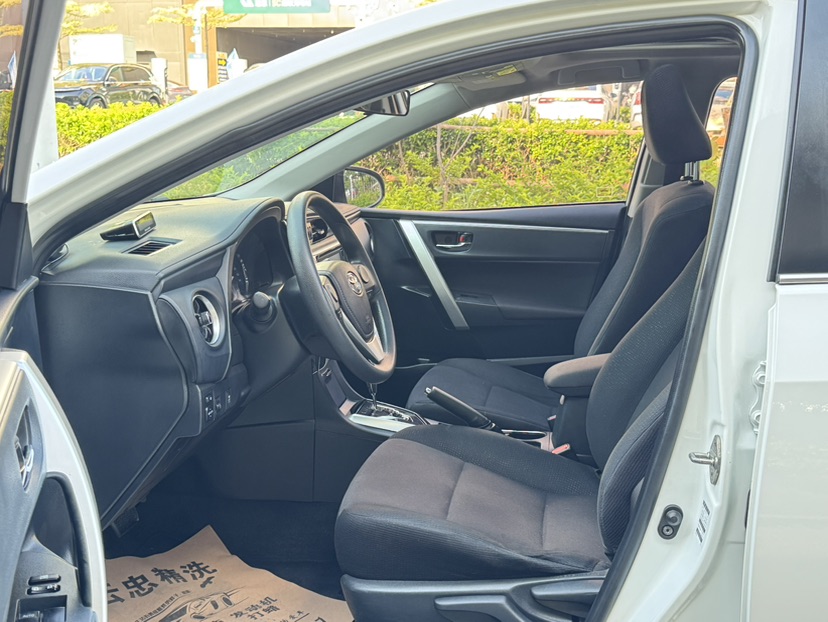 Toyota Corolla 2017 car image #5