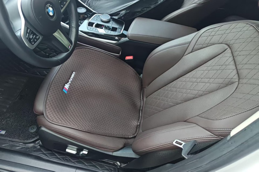 BMW 3 Series 2023 #6 BMW 3 Series 2023 car image #6