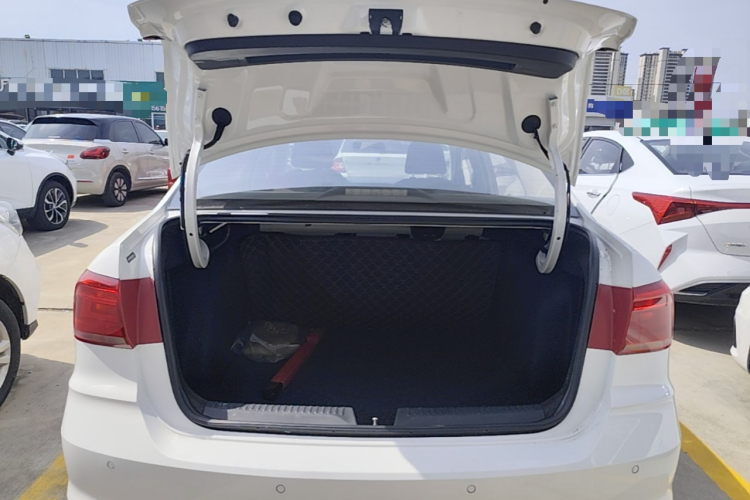 Volkswagen Santana 2017 #19 Volkswagen Santana 2017 car image #19