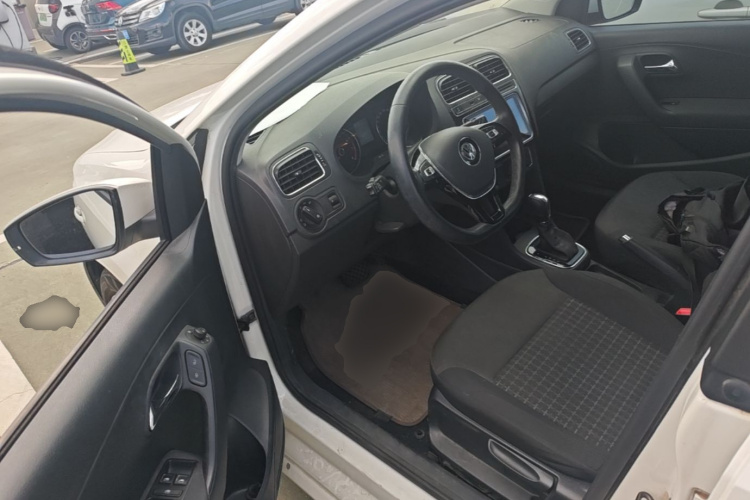 Volkswagen Polo 2018 #16 Volkswagen Polo 2018 car image #16
