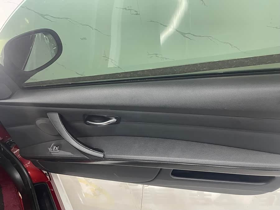 BMW 3 Series (Imported) 2010 car image #21