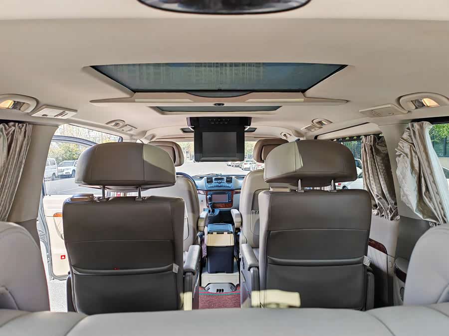 奔驰 唯雅诺 2013 汽车图片 #21