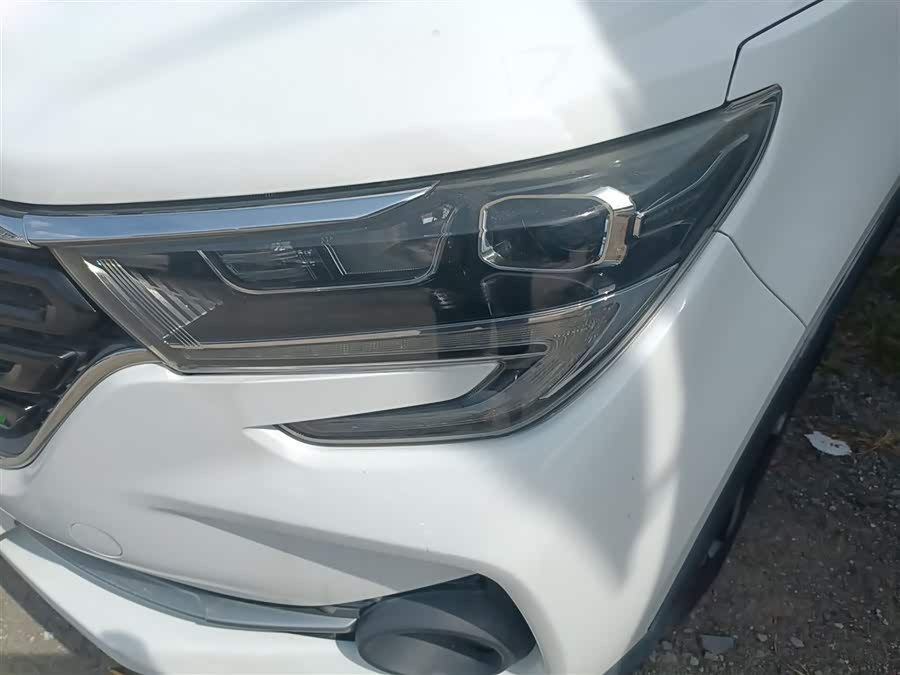 Forthing T5 2019 immagine di auto #21