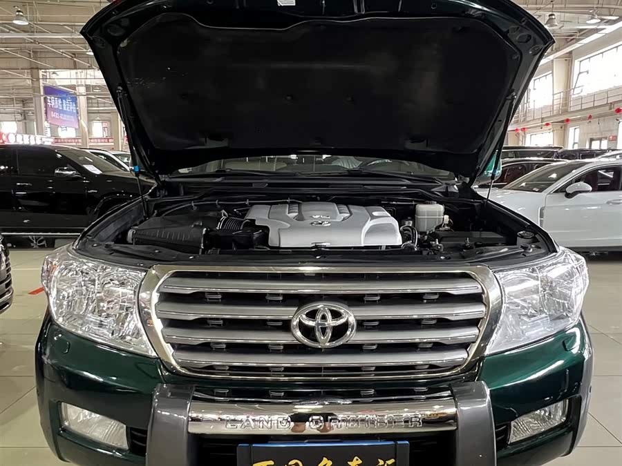 丰田 兰德酷路泽 2011 汽车图片 #21