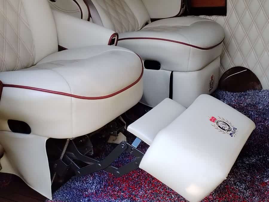 Ford E350 2011 imagem de carro #21