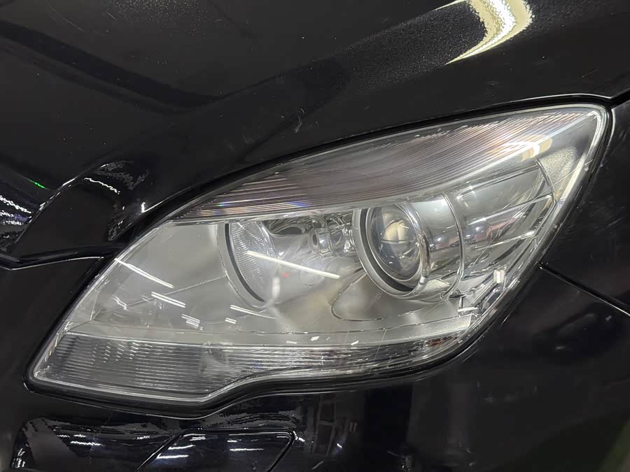 Mercedes-Benz R Class 2014 car image #21