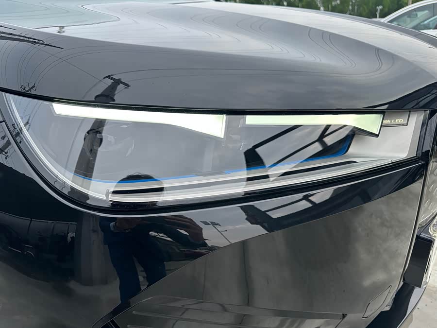 BMW iX M60 2023 car image #21