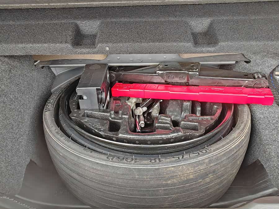 Mercedes-Benz R Class 2012 #21 Mercedes-Benz R Class 2012 car image #21