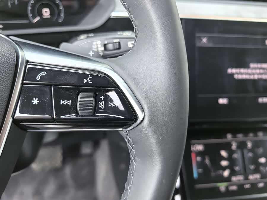 Mercedes-Benz SLK AMG 2025 #21 Mercedes-Benz SLK AMG 2025 car image #21