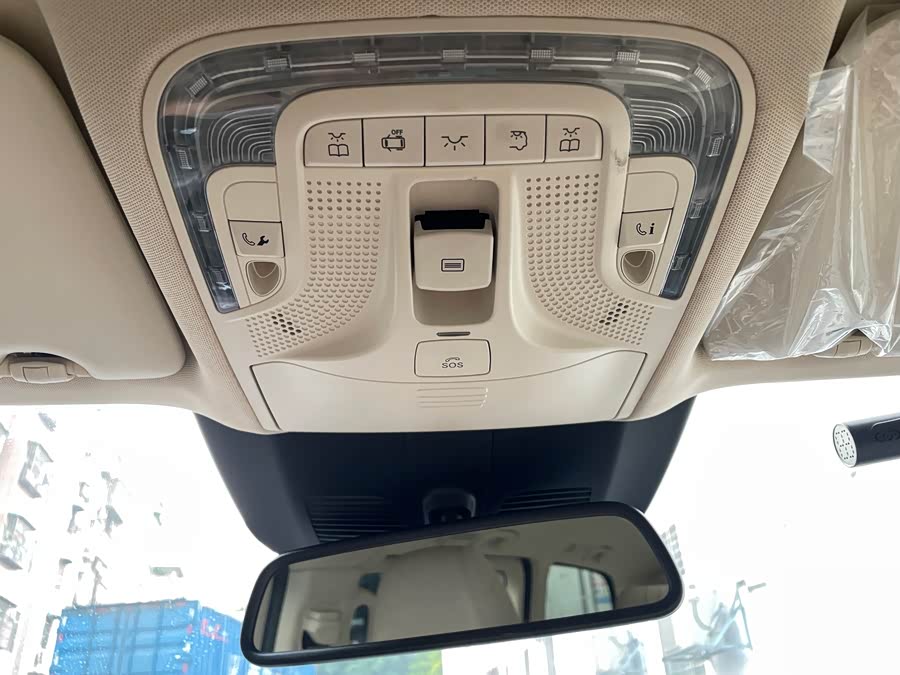 Mercedes-Benz V Class 2022 immagine di auto #21