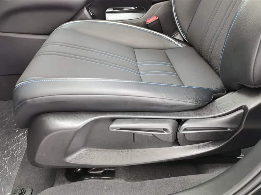 Honda HR-V 2024 car image #21